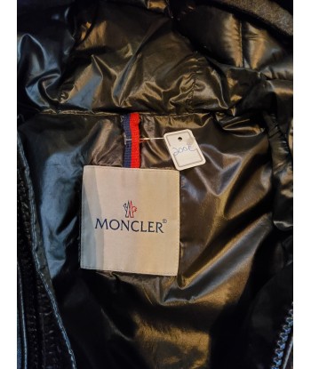 Blouson Moncler enfant Dans la société mordern