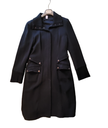 Manteau mi-longue en laine vierge en ligne des produits 