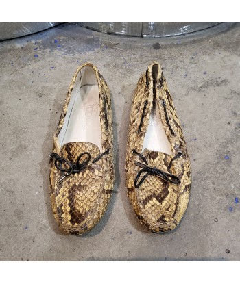 Mocassins En Python Dans la société mordern